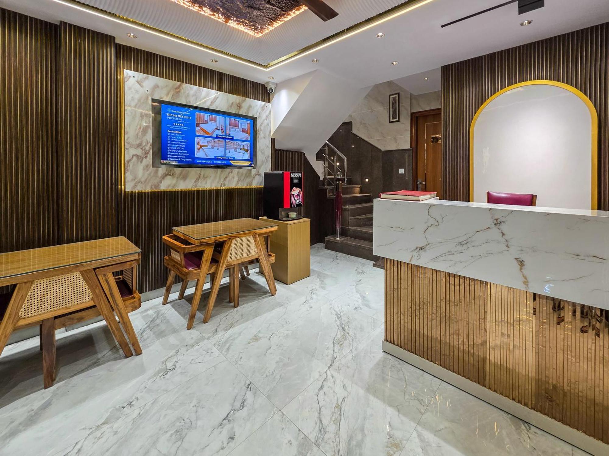 Delhi Delight Premium Bed & Breakfast New Delhi Exterior photo